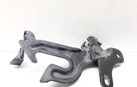 Volvo V70 Engine bonnet (hood) release handle 30779840