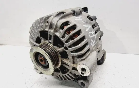 Toyota RAV 4 (XA40) Generator/alternator 27060YV040 12318574045