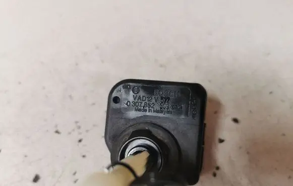 BMW 3 E46 Headlight level adjustment motor 0307852309