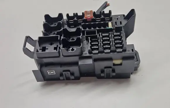 Buick Encore I Fuse module 42704384