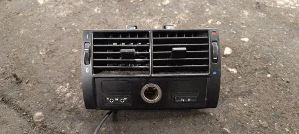 BMW X5 E53 Rear air vent grill 8370911
