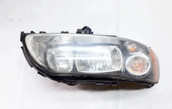 Volvo V70 Headlight/headlamp 30698840 89900268