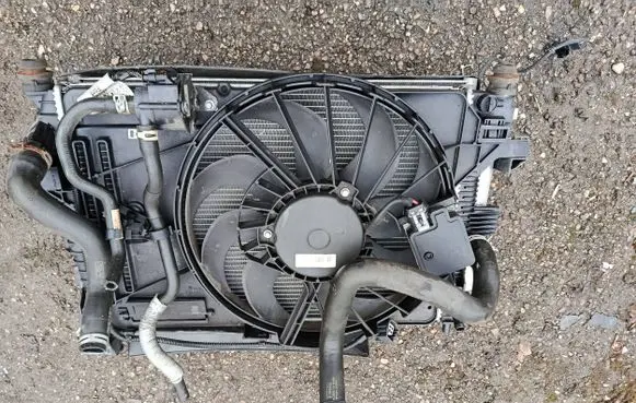 Ford Focus Radiator set 