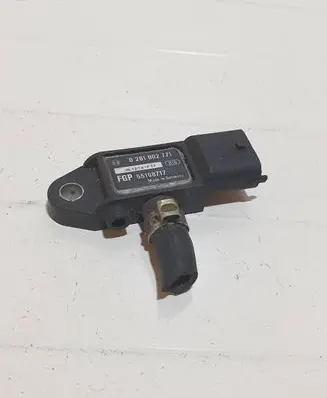 Opel Meriva A Exhaust gas pressure sensor 0281002771 55198717 0512131FT7