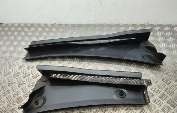 Citroen C3 Aircross Wiper trim 39025722 39025723