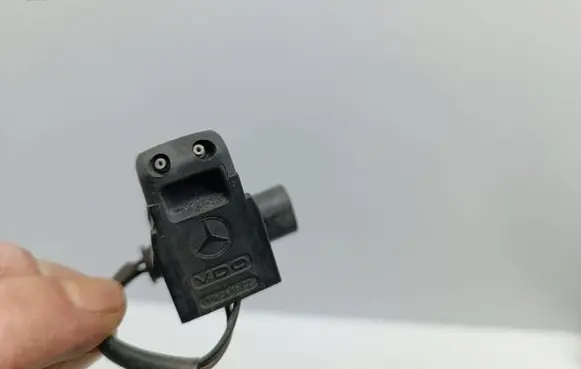 Mercedes-Benz C W203 Windshield washer spray nozzle BR203