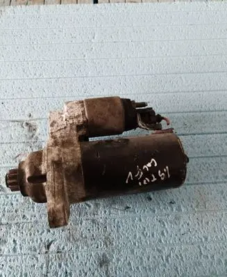 Volkswagen Golf V Starter motor 02z911023f