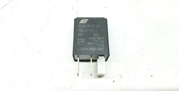 Audi Q7 4L Other relay 7M0951253C