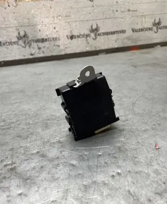 Toyota Corolla E210 E21 Door central lock control unit/module 8597048040 0515004380