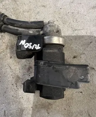 Hyundai Tucson JM Turbo solenoid valve