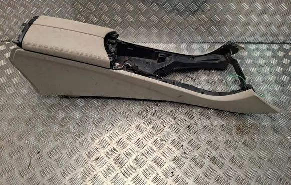 Mercedes-Benz C W205 Armrest S27705666 A2056801350