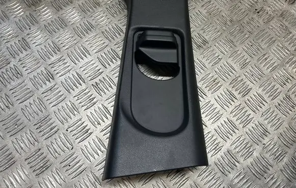 Mercedes-Benz B W246 W242 (B) pillar trim (top) 
