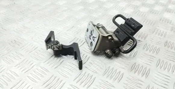 Seat Exeo (3R) Rear door hinge set 8E0833412E
