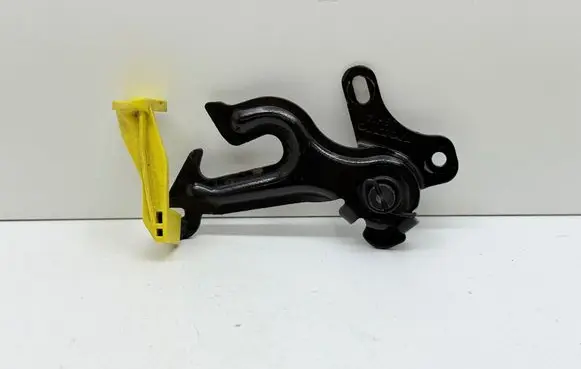 Volvo XC60 Engine bonnet/hood lock/latch loop/hook 31402332