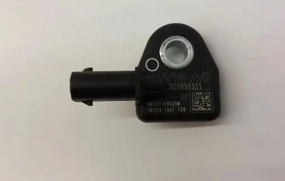 Volkswagen PASSAT B8 Airbag deployment crash/impact sensor 3Q0959351