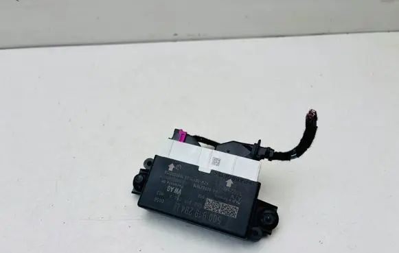 Volkswagen PASSAT B8 Parking PDC control unit/module 5Q0919294L 5Q0919294A