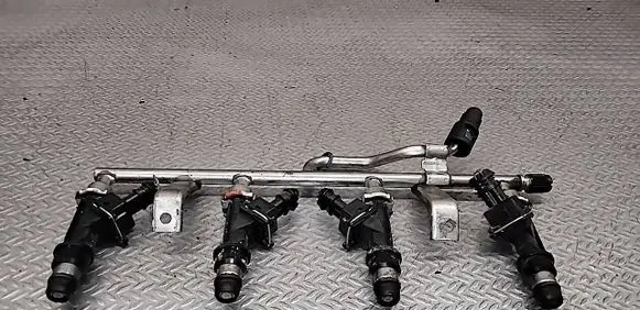 Opel Astra H Fuel injectors set 25343299
