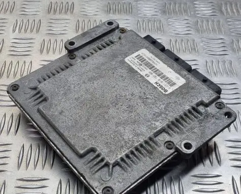 Opel Movano A Engine control unit/module 8200132175 8200091428 0281010787