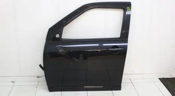 Suzuki Swift I Front door