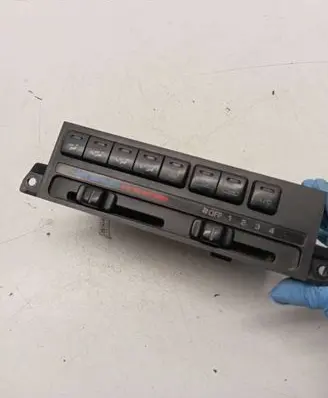 Mazda MX-5 NA Miata Climate control unit 18M13A