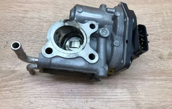 Lexus IS 220D-250-350 Throttle valve 2580026020 VN1501000140