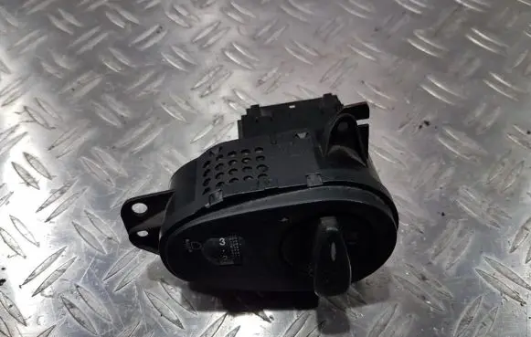 Ford Focus Light switch 98ag13a024hg