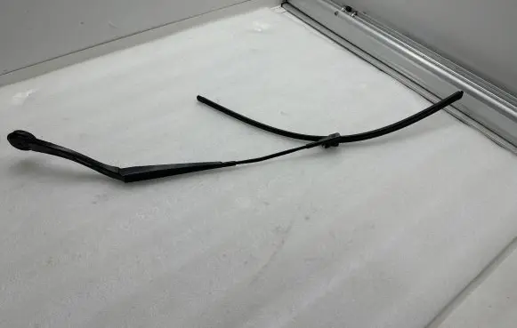 BMW i3 Windshield/front glass wiper blade 7322162 97036203 6953