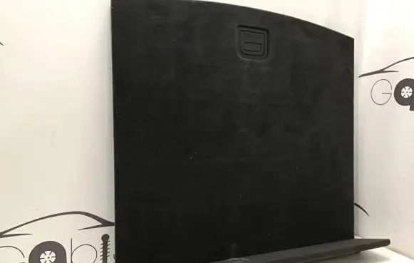 Trunk/boot floor carpet liner
