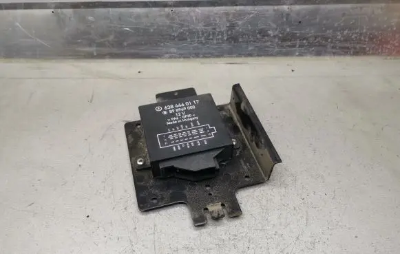 Mercedes-Benz Vito Viano W638 Other control units/modules 6384460117 898969000