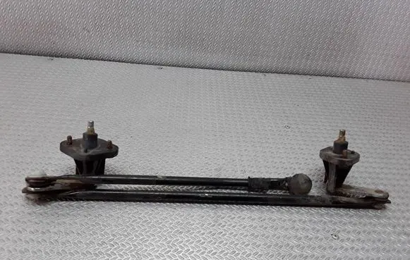 Front wiper linkage