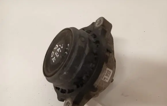 BMW 1 F20 F21 Engine mount bracket 6787658 260712 678765803