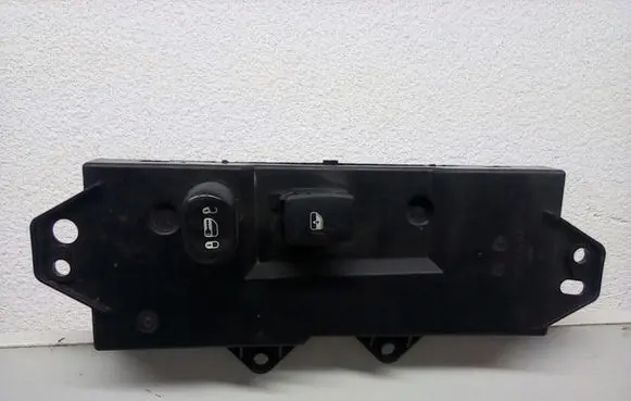 Chrysler Pacifica Electric window control switch 04685982AF
