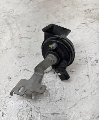 Volkswagen Golf VIII Horn signal 5Q0951223D 5H0951182B