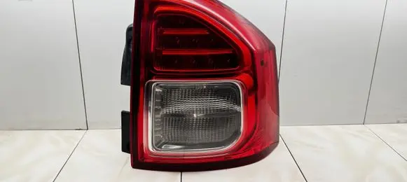 Jeep Compass Rear/tail lights 05182542 05182544