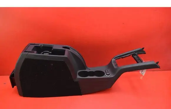 Skoda Yeti (5L) Center console 