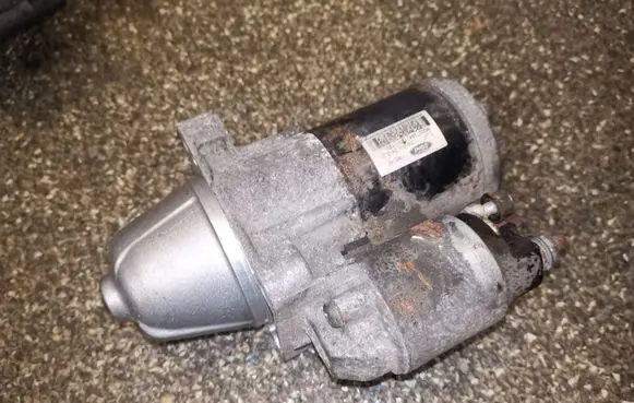 Ford Fusion II Starter motor CJ5T11000BA
