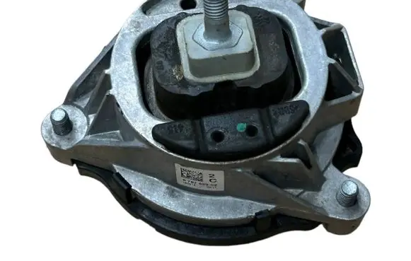 BMW 2 F22 F23 Engine mount bracket 6787659 22116787659