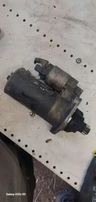 Volkswagen Touran I Starter motor