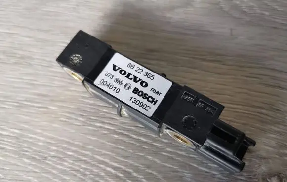 Volvo V70 Airbag deployment crash/impact sensor 8622365 130902 004010