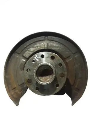 Rear wheel hub spindle/knuckle