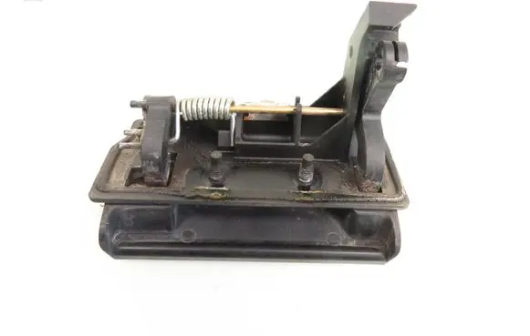 Rear door exterior handle/bracket