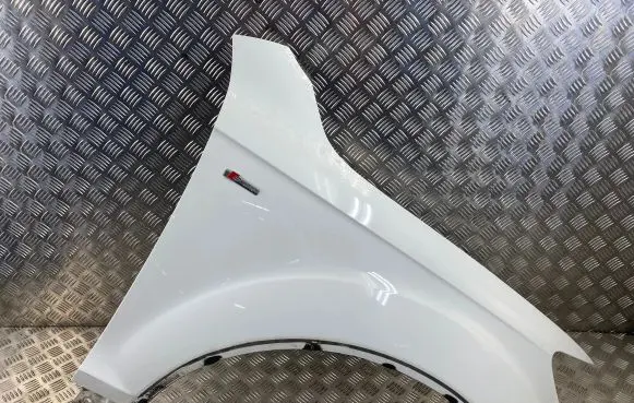 Audi Q7 4L Fender 4L0821106