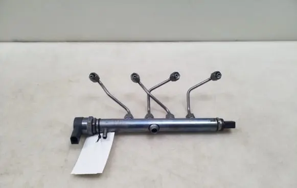 Mercedes-Benz E W213 Fuel main line pipe A6540700095