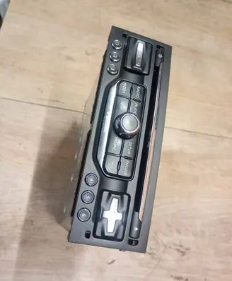 Peugeot 5008 Radio/CD/DVD/GPS head unit 503551530610 18770B26 98083777XT