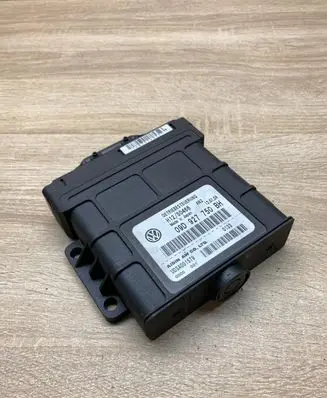 Volkswagen Touareg I Gearbox control unit/module 09D927750BH
