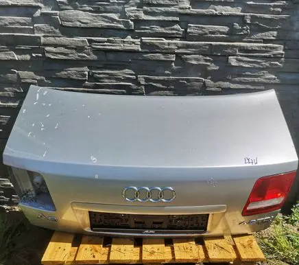 Audi A8 S8 D3 4E Tailgate/trunk/boot lid