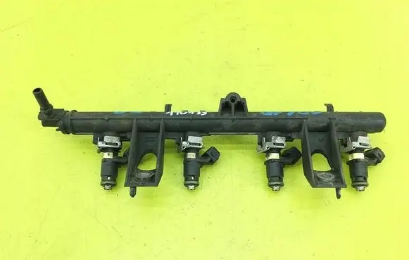 Renault Clio V Fuel main line pipe 8200604620
