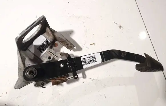 Mercedes-Benz C W202 Brake pedal 2102900219