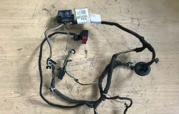 Opel Meriva B Front door wiring loom 13362942