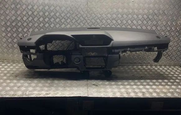 Mercedes-Benz E W212 Dashboard A2126802387 A2128321245